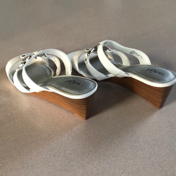 🦋New east 5th Wedges..NWOT - Picture 6 of 7